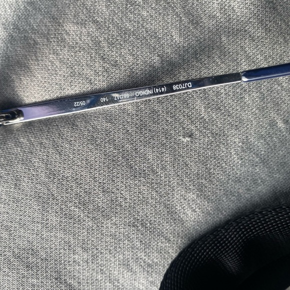 Designer shades. - Picture 4 of 10